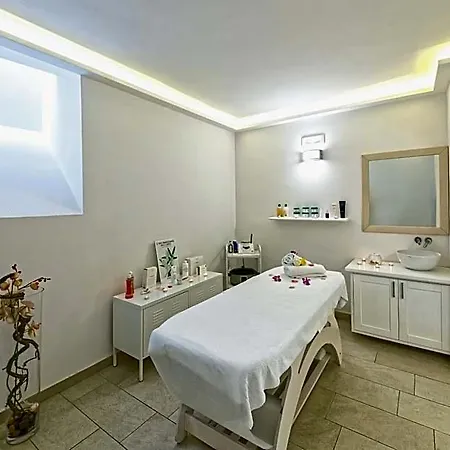 Le Canne Family & Hotel Forio (Isola d'Ischia)