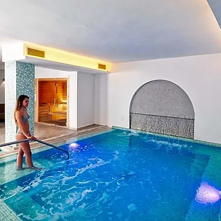 Le Canne Family & Hotel
