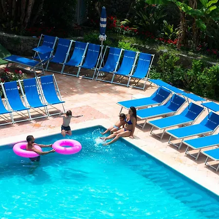 Le Canne Family & 3* Форио