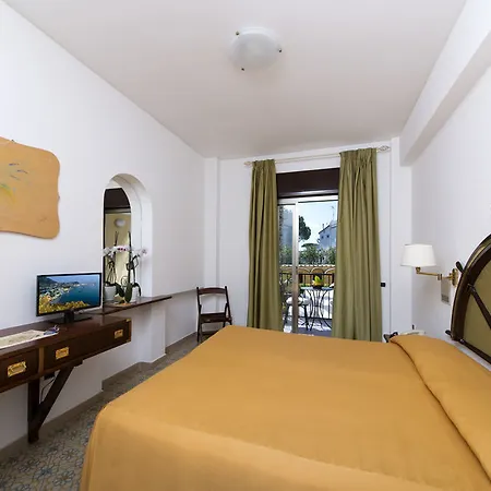 Hotel Family Le Canne 3*